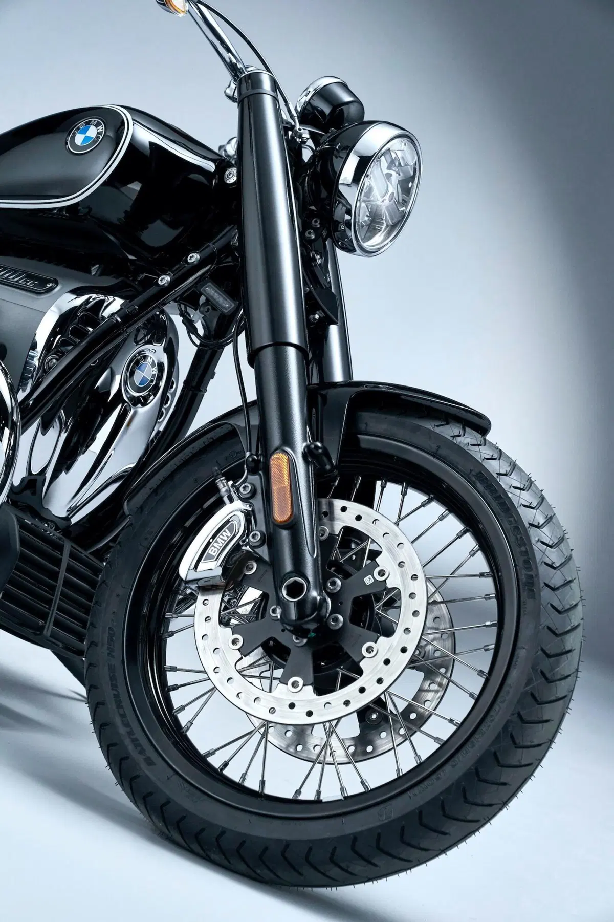BMW R18: eccola qui. Foto, video, prezzo e disponibilità (2)