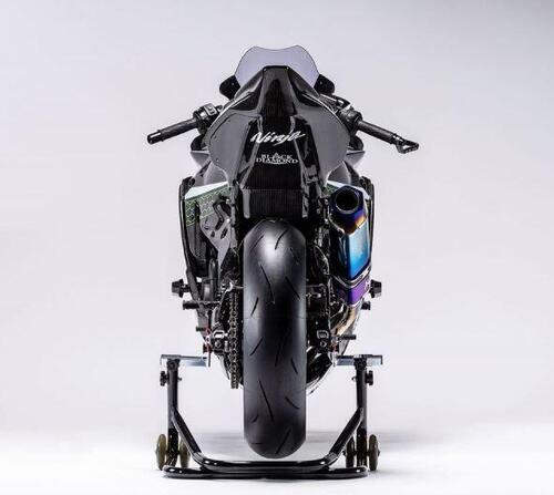 Kawasaki Ninja ZX-25R: ecco la versione pronto gara (6)