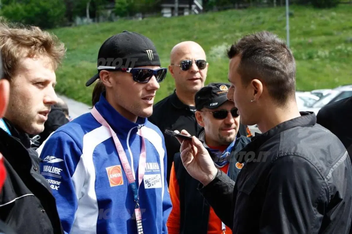 Yamaha TMAX e Ben Spies al Giro d'Italia tagliano per primi il traguardo (9)