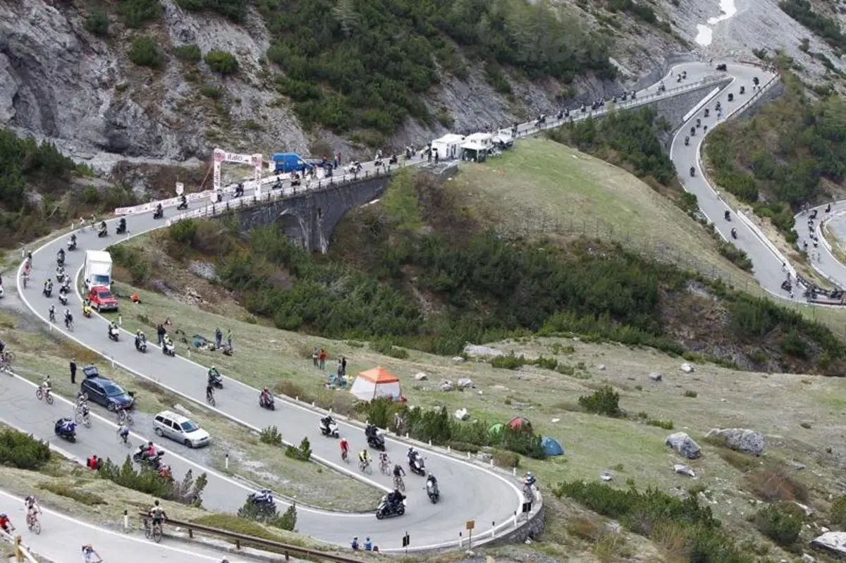 Yamaha TMAX e Ben Spies al Giro d'Italia tagliano per primi il traguardo (15)