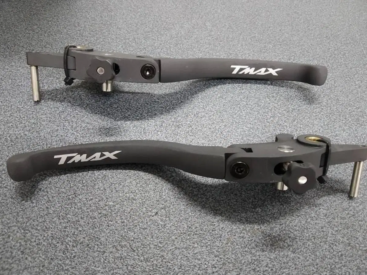 COPPIA LEVE T MAX LOGO 05/06/07 Yamaha