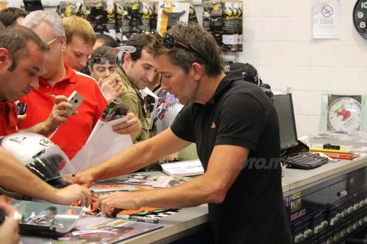 Troy Bayliss: "La Panigale pronta nel 2013 a vincere in SBK" (2)