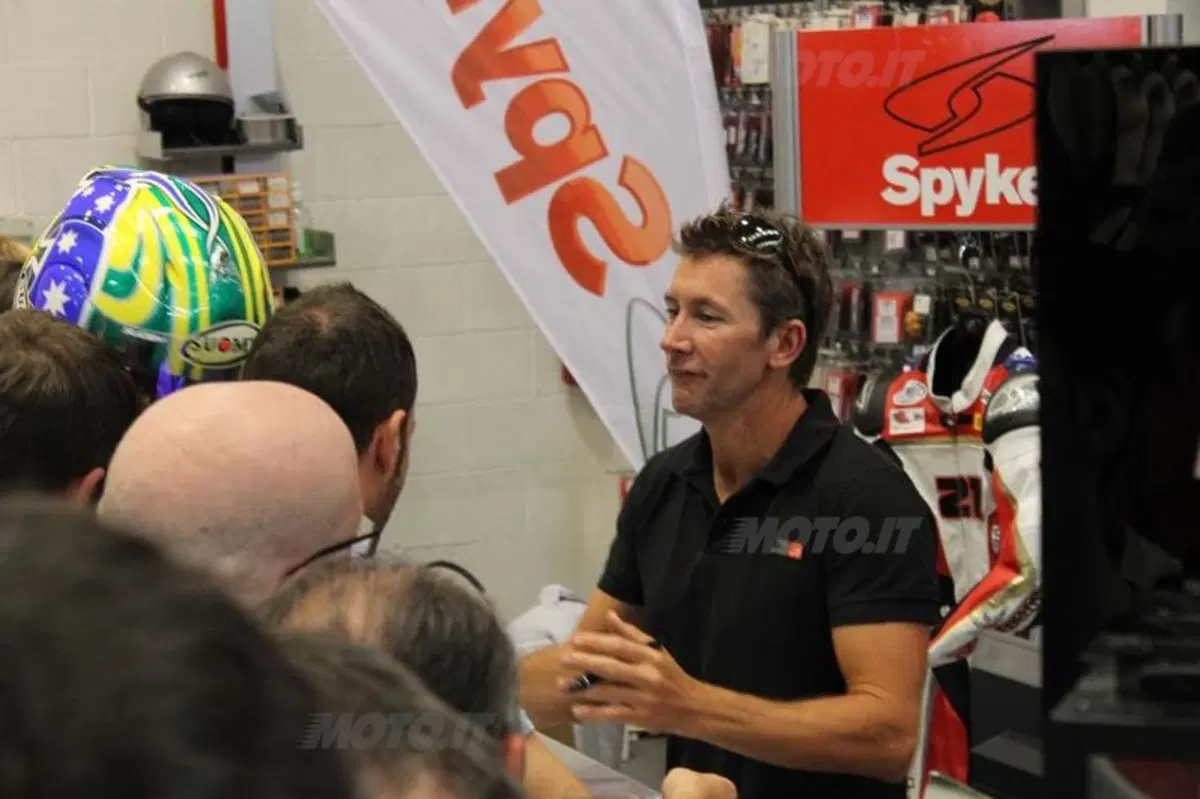 Troy Bayliss: "La Panigale pronta nel 2013 a vincere in SBK" (3)