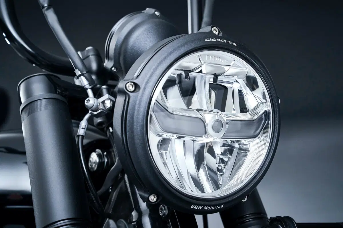BMW R18 kit Roland Sands Design (21)