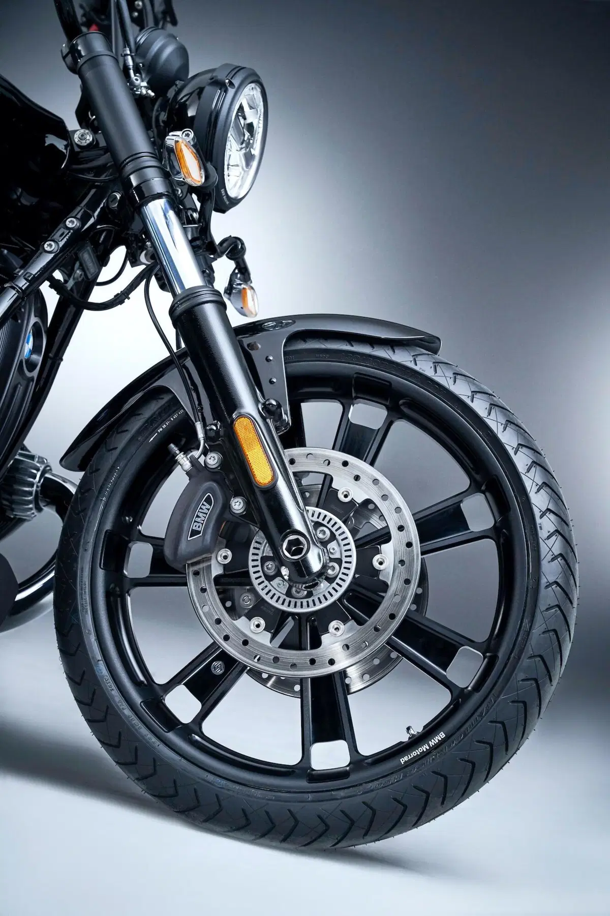 BMW R18 kit Roland Sands Design (23)