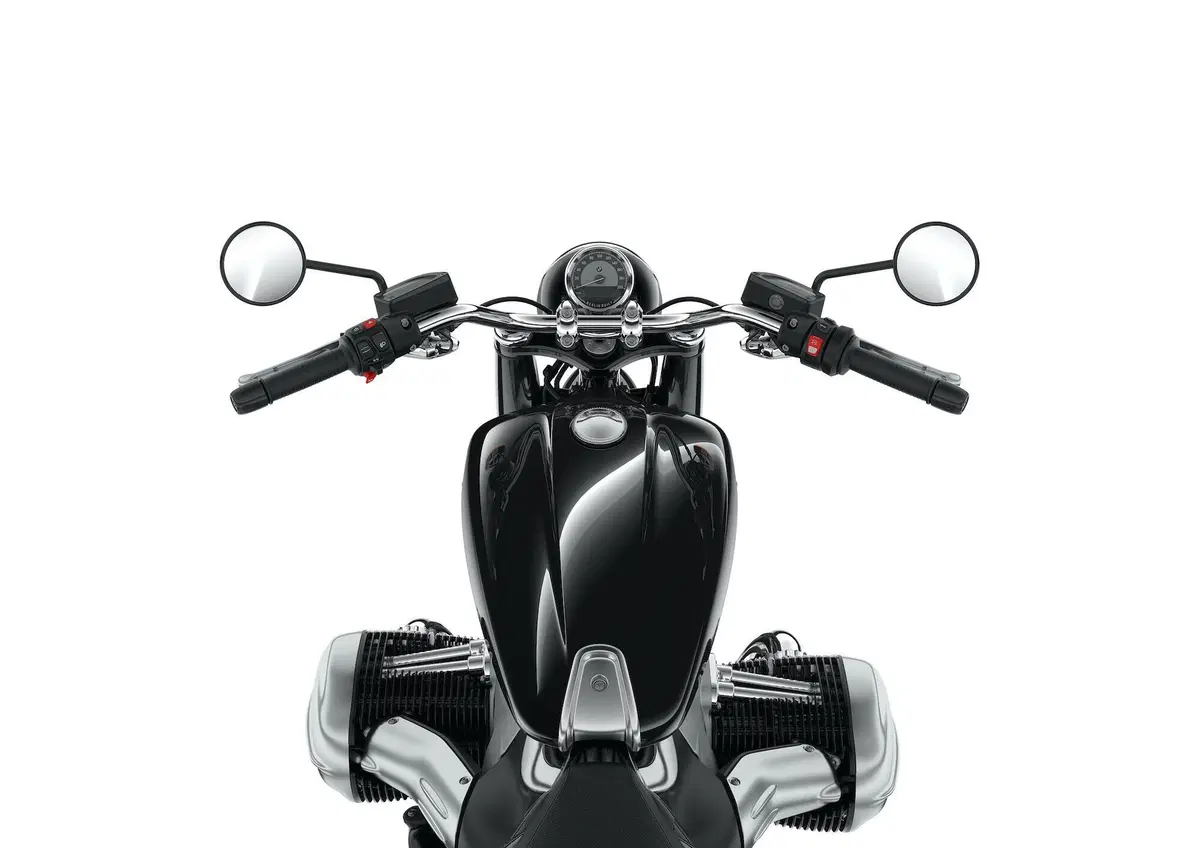 BMW R18: eccola qui. Foto, video, prezzo e disponibilità