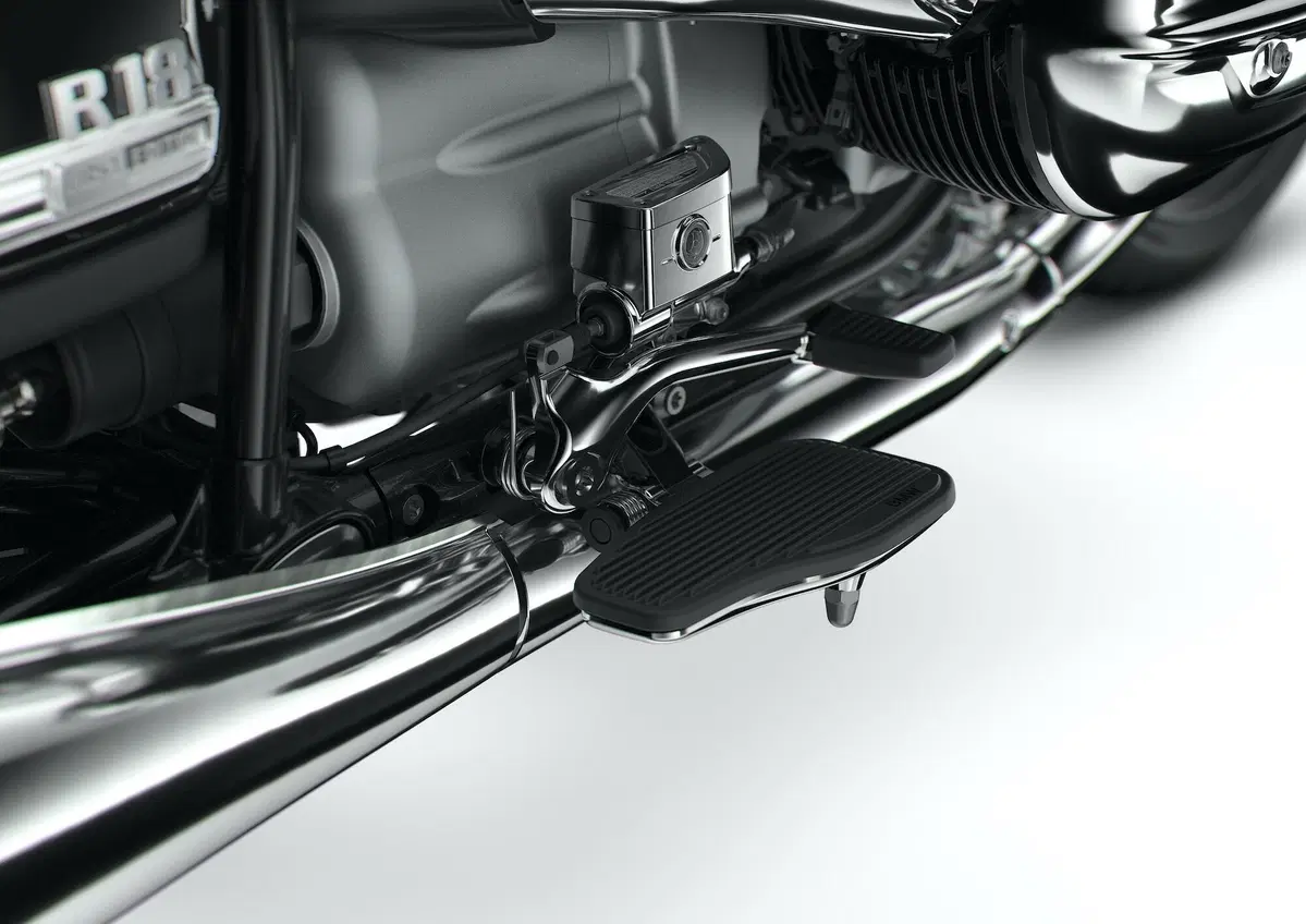 BMW R18: eccola qui. Foto, video, prezzo e disponibilità (15)