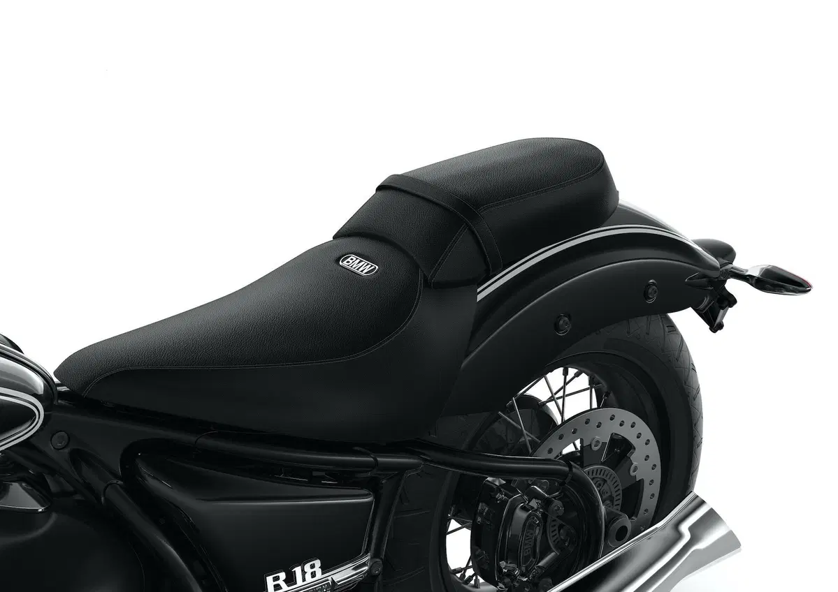 BMW R18: eccola qui. Foto, video, prezzo e disponibilità (17)