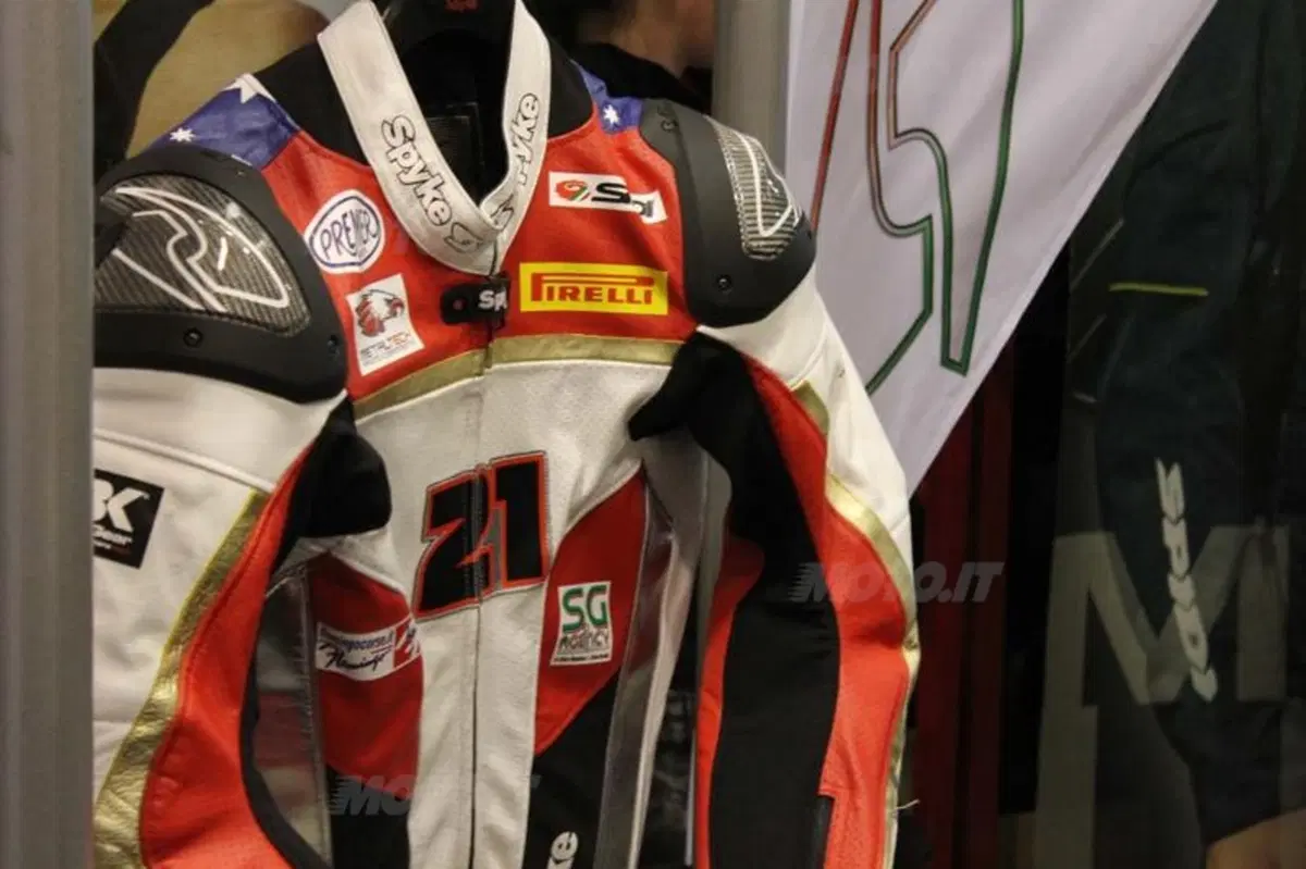 Troy Bayliss: "La Panigale pronta nel 2013 a vincere in SBK" (12)