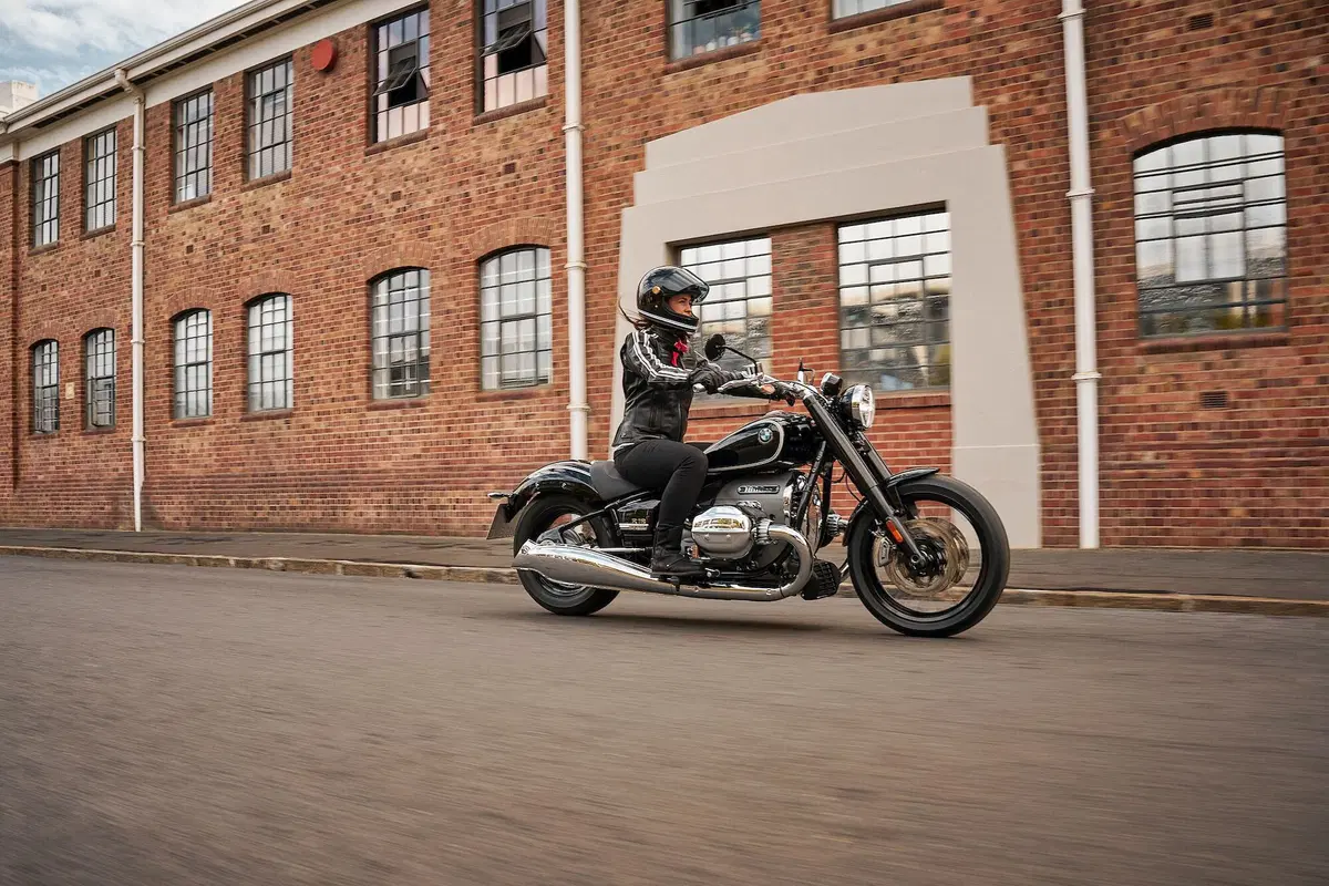 BMW R18: eccola qui. Foto, video, prezzo e disponibilità (29)