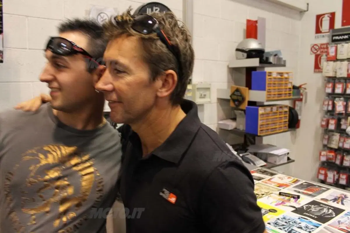 Troy Bayliss: "La Panigale pronta nel 2013 a vincere in SBK" (13)