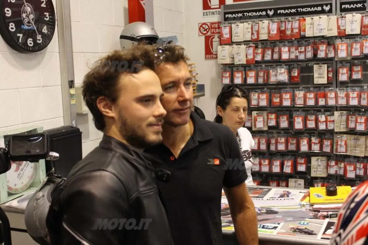 Troy Bayliss: "La Panigale pronta nel 2013 a vincere in SBK" (17)