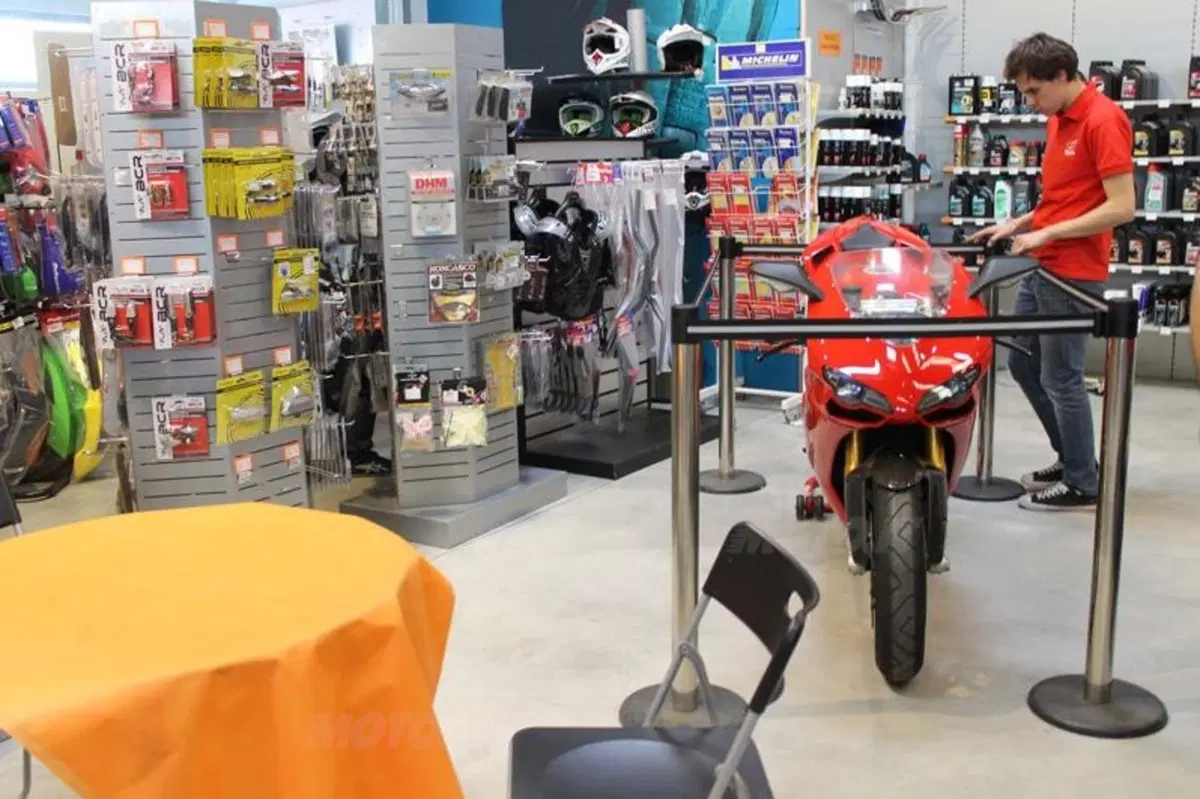Troy Bayliss: "La Panigale pronta nel 2013 a vincere in SBK" (22)