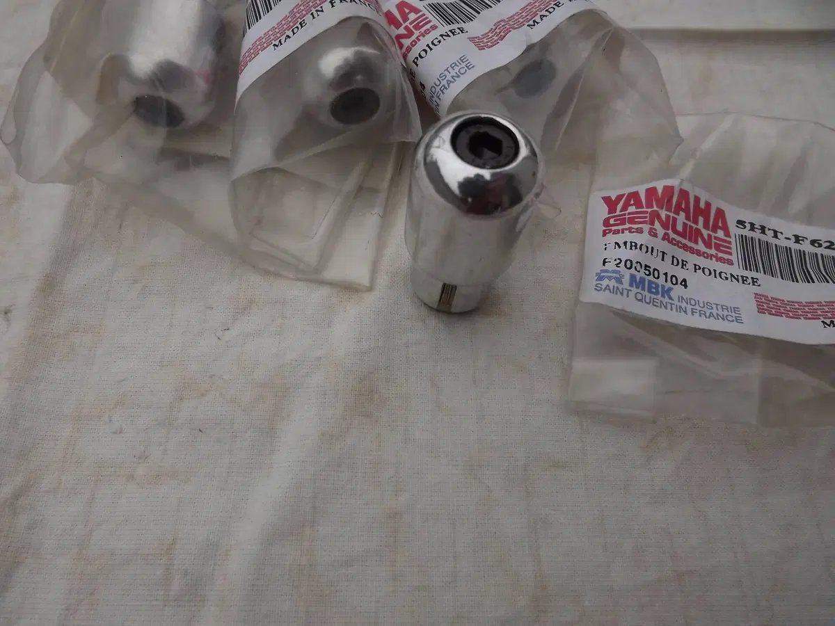 Bilanceri peso manubrio Yamaha 5HT-F6246-10 (2)