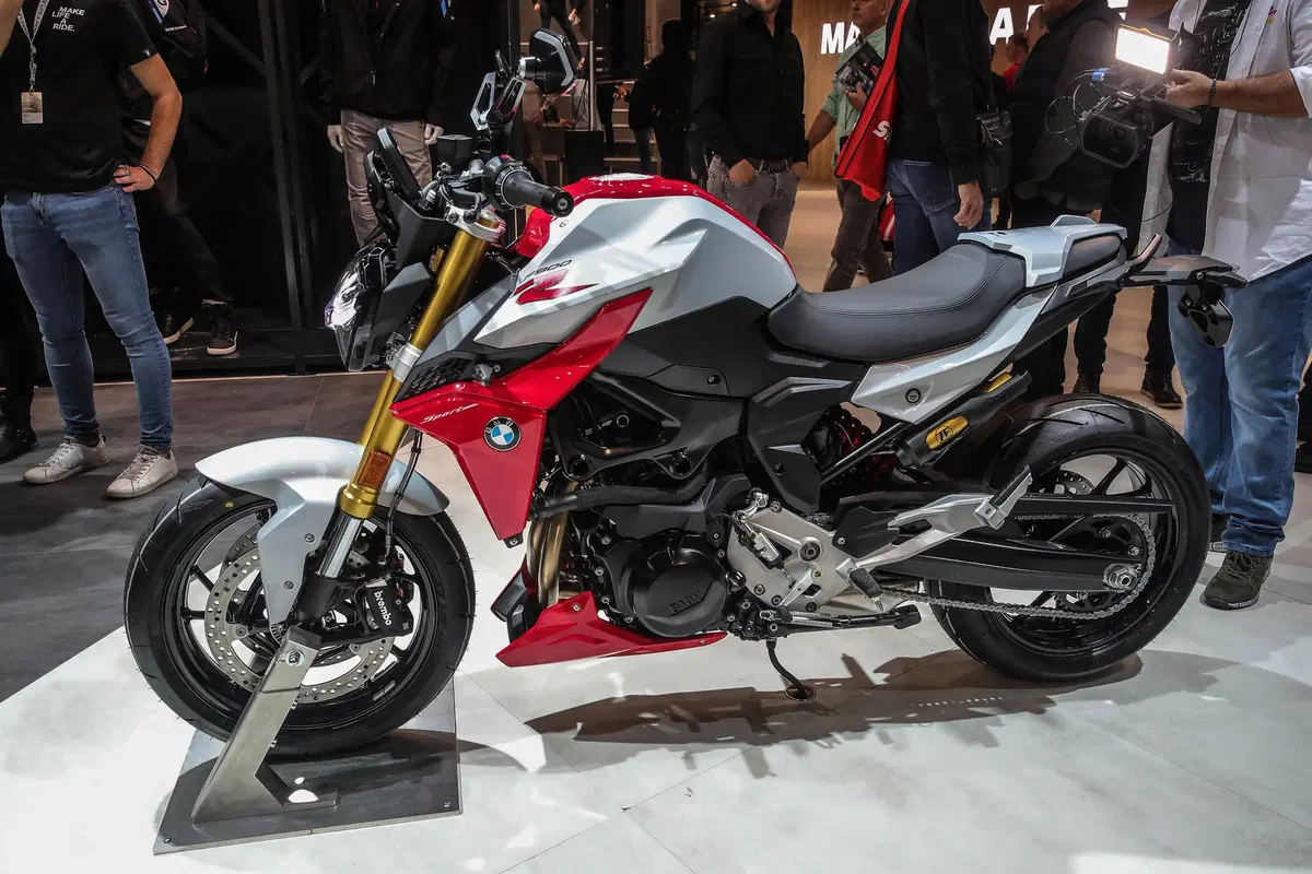  Nuova BMW F 900 R a EICMA 2019: foto, dati e prezzi (12)