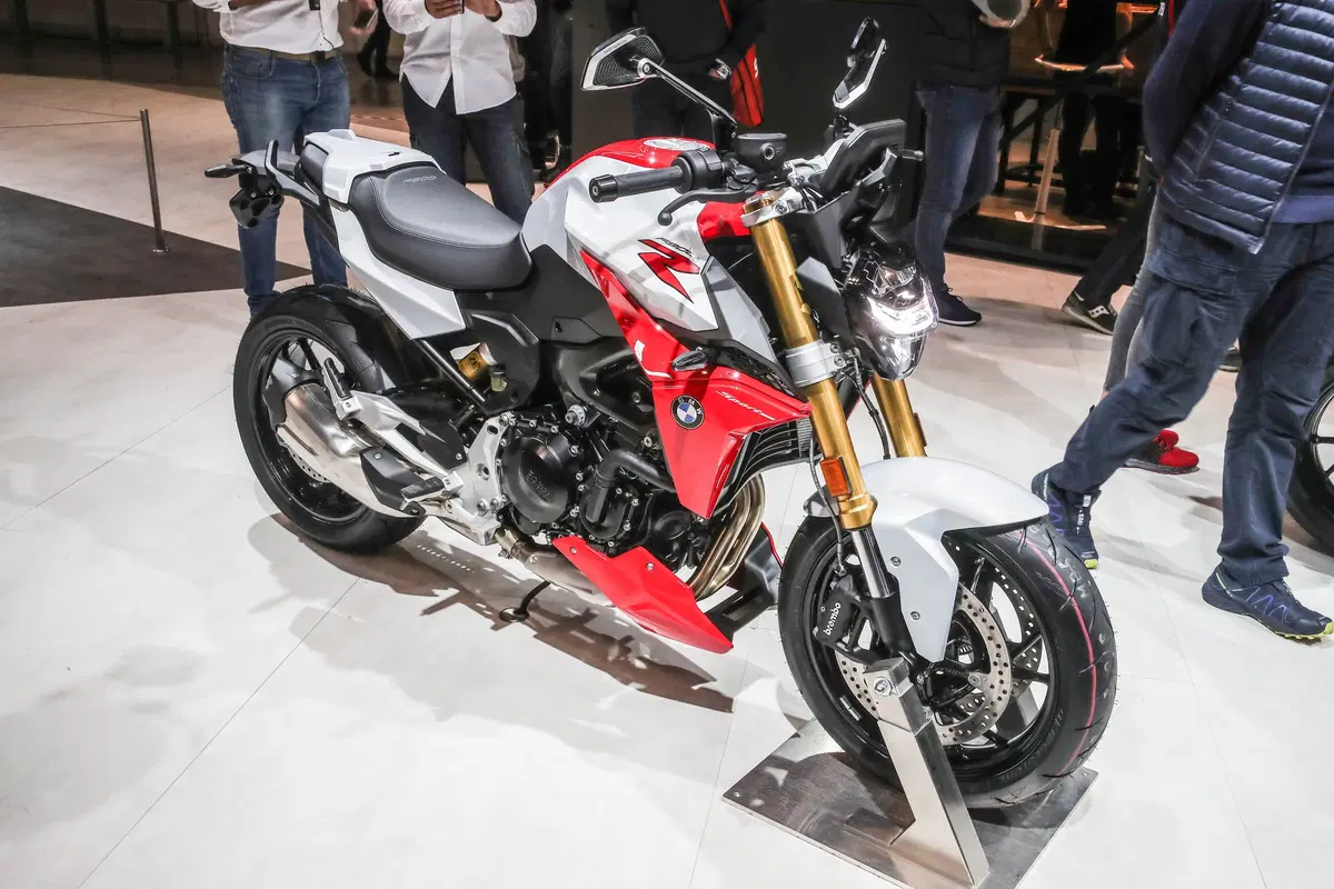  Nuova BMW F 900 R a EICMA 2019: foto, dati e prezzi (15)