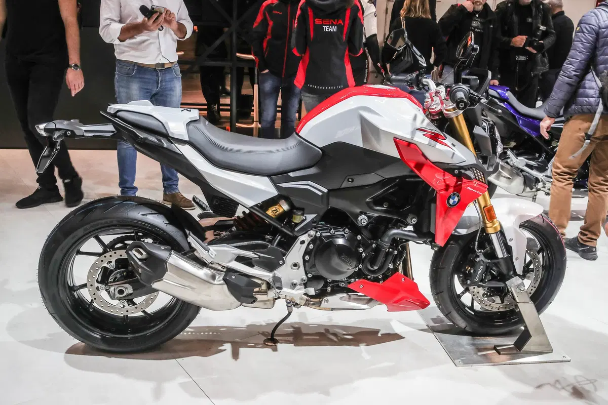  Nuova BMW F 900 R a EICMA 2019: foto, dati e prezzi (21)