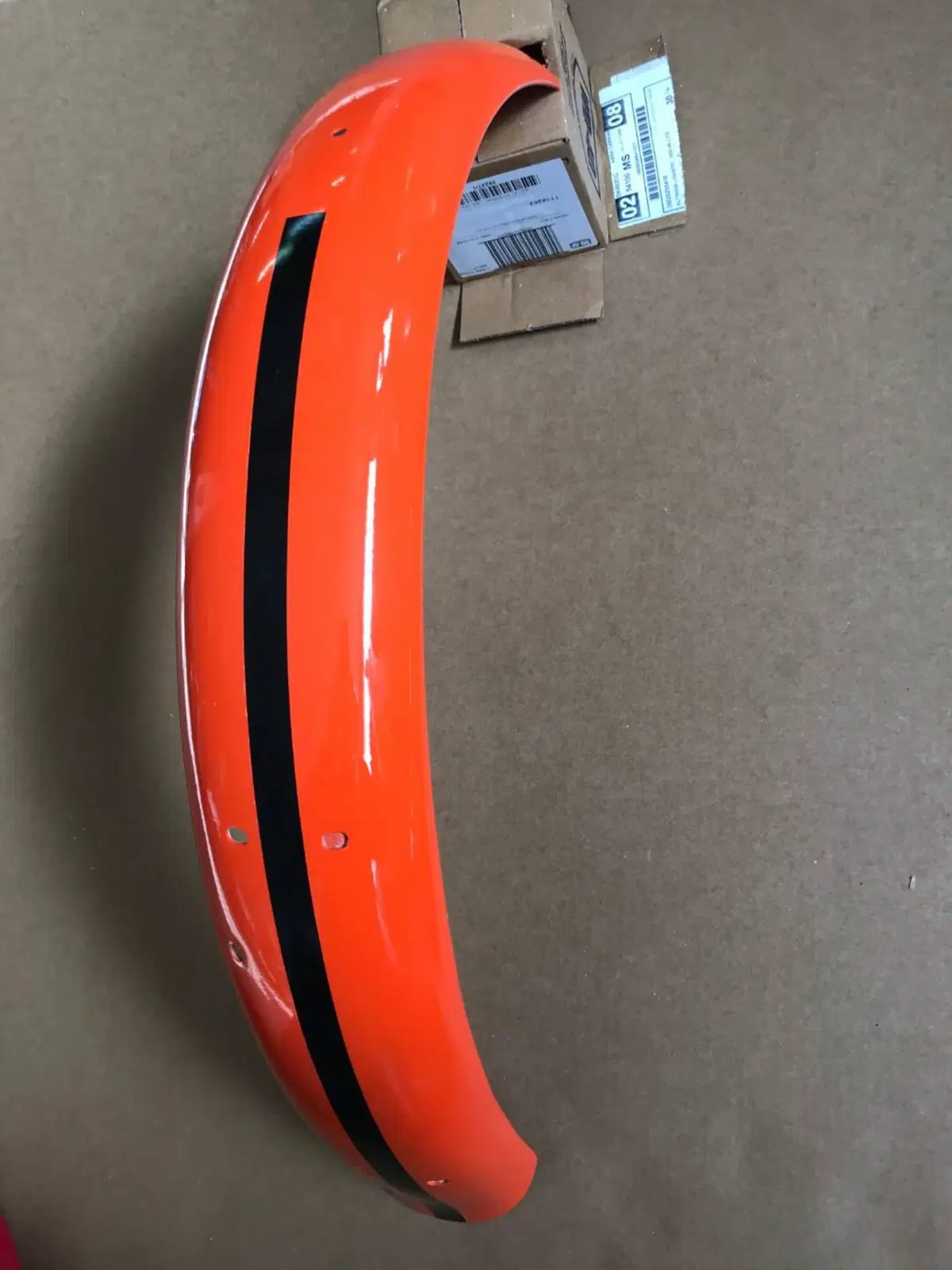 Parafango post arancio L Ducati 250 Scrambler VV (3)