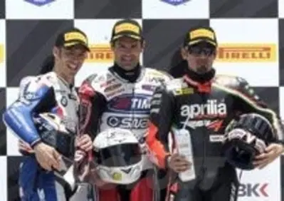 Checa vince Gara 1 a Salt Lake City