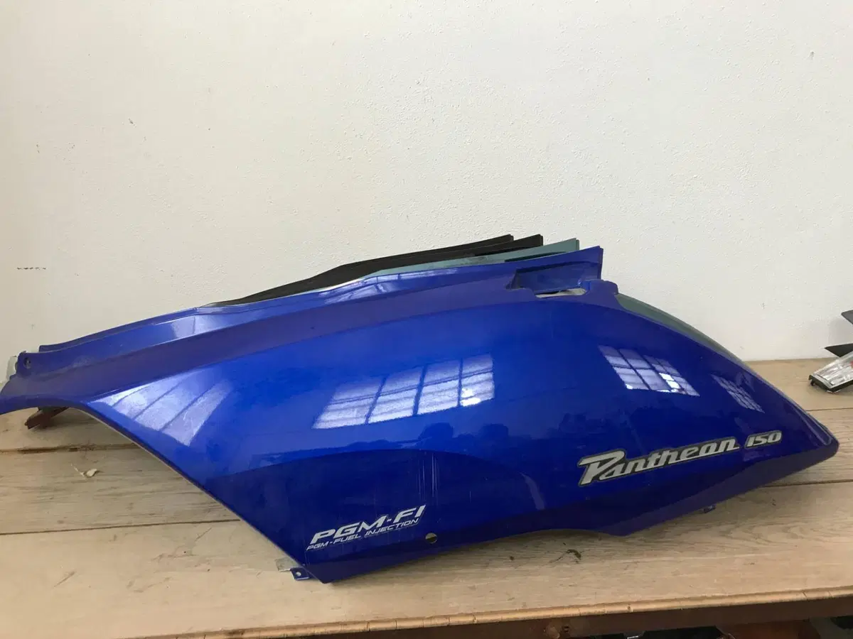 Carena post dx Honda Pantheon 4T S.L (3)