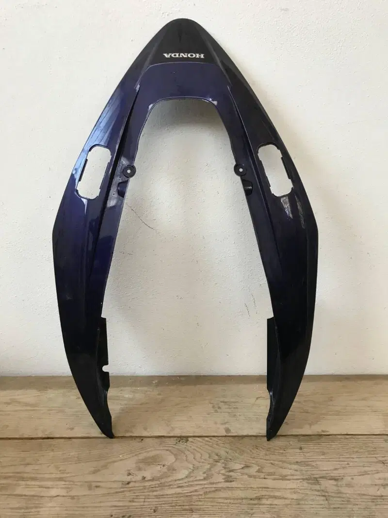 Codone post Honda VFR 800 Vtech S.L (4)