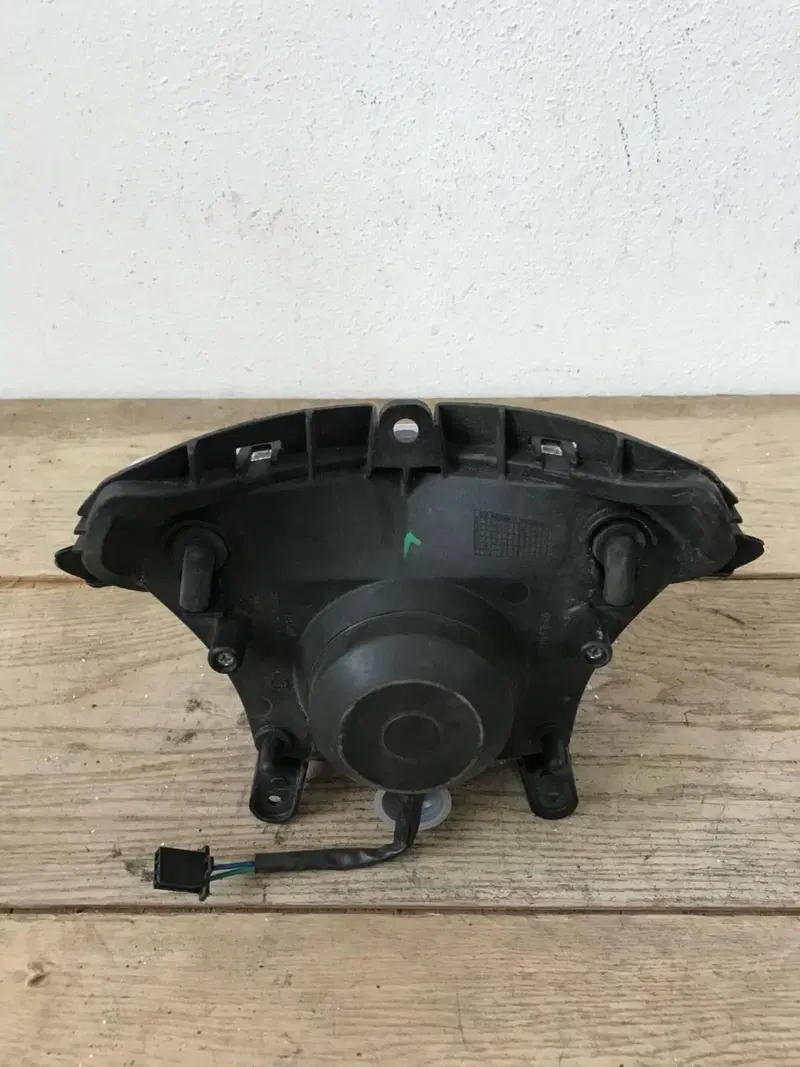 Fanale ant Honda ( da verificare ) S.L (3)