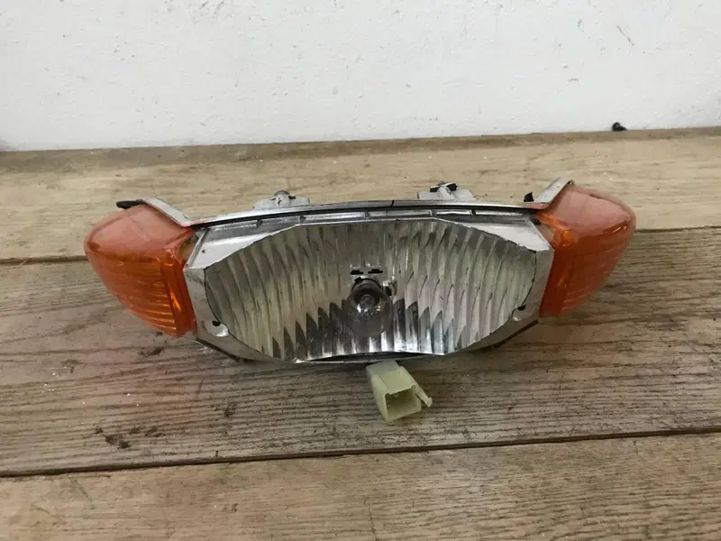 Fanale post Honda SH S.L (3)