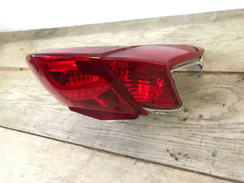 Fanale post II Kymco S.L (2)