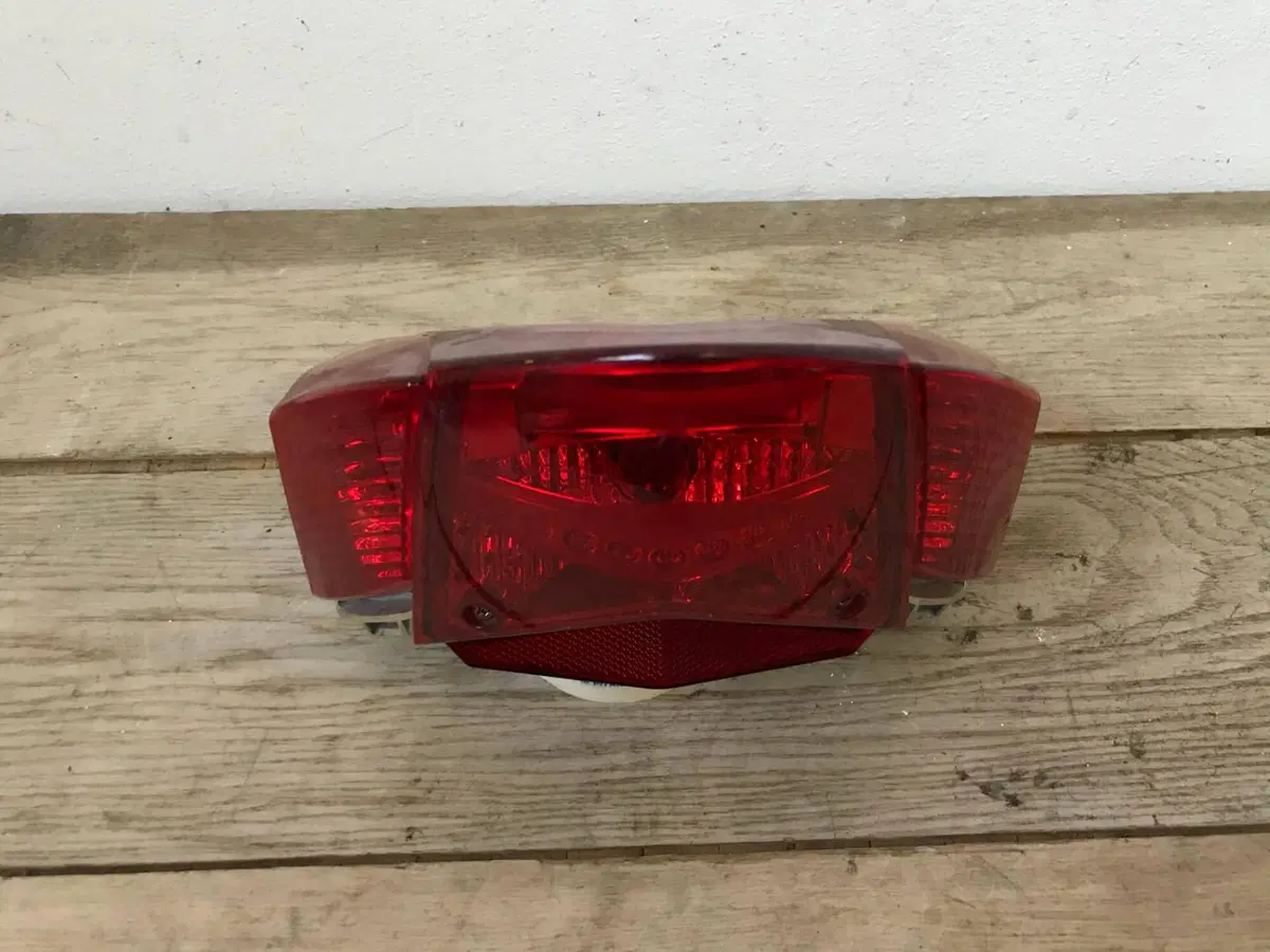 Fanale post II Kymco S.L (3)