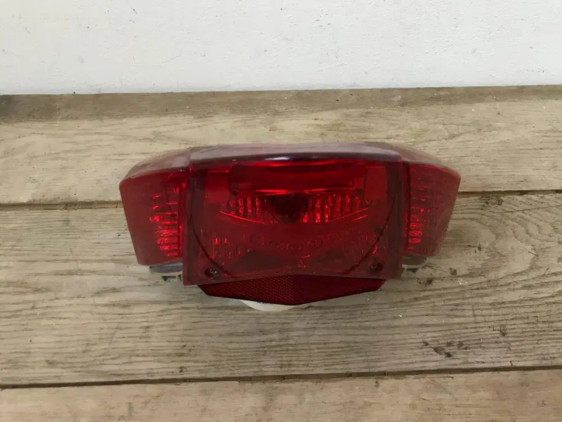 Fanale post II Kymco S.L (3)