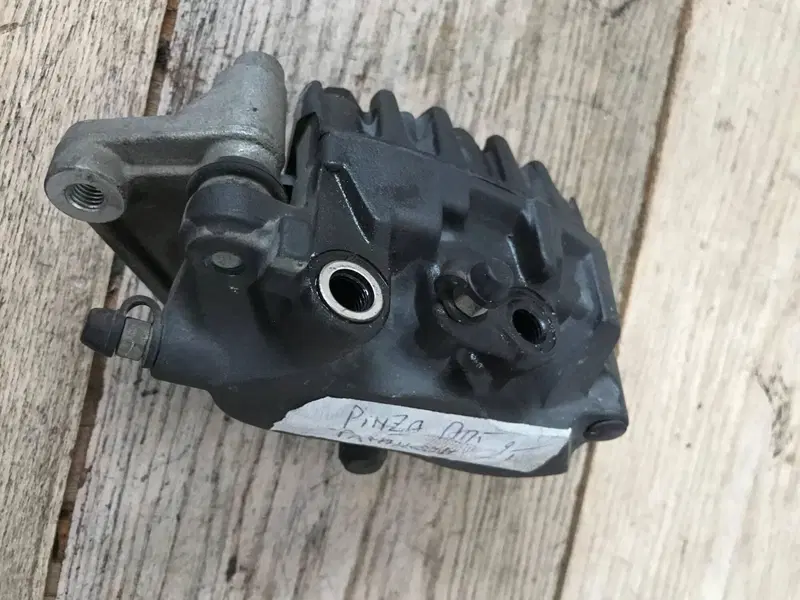 Pinza freno ant II Honda Pantheon 2T S.L (2)