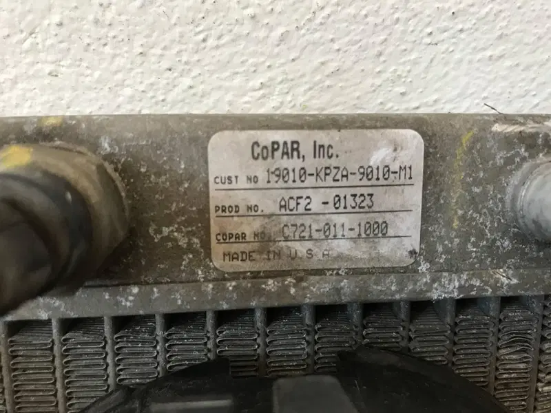Radiatore grigio Honda Dylan con ventola e bulbo (3)