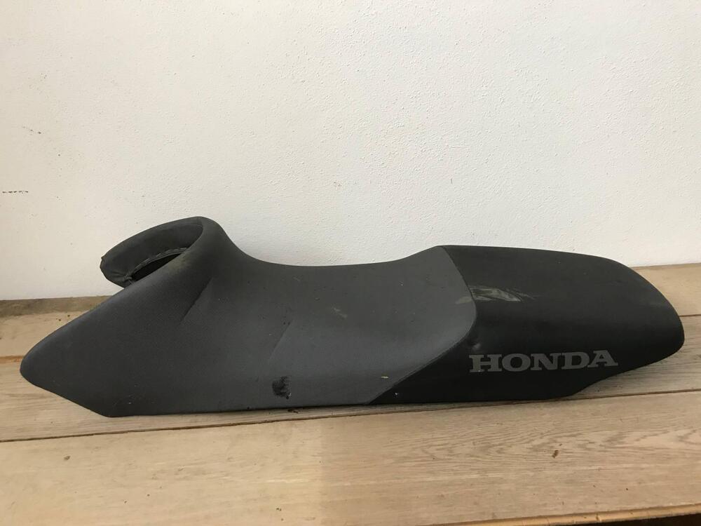 Sella Honda Transalp 2000-2002 S.L (2)