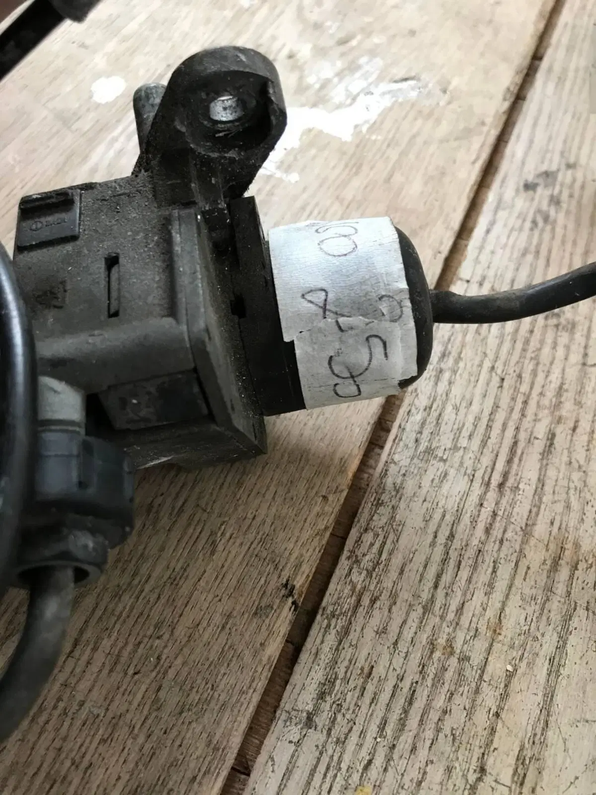 Interruttore chiavi Scarabeo 250 S.L Aprilia (3)