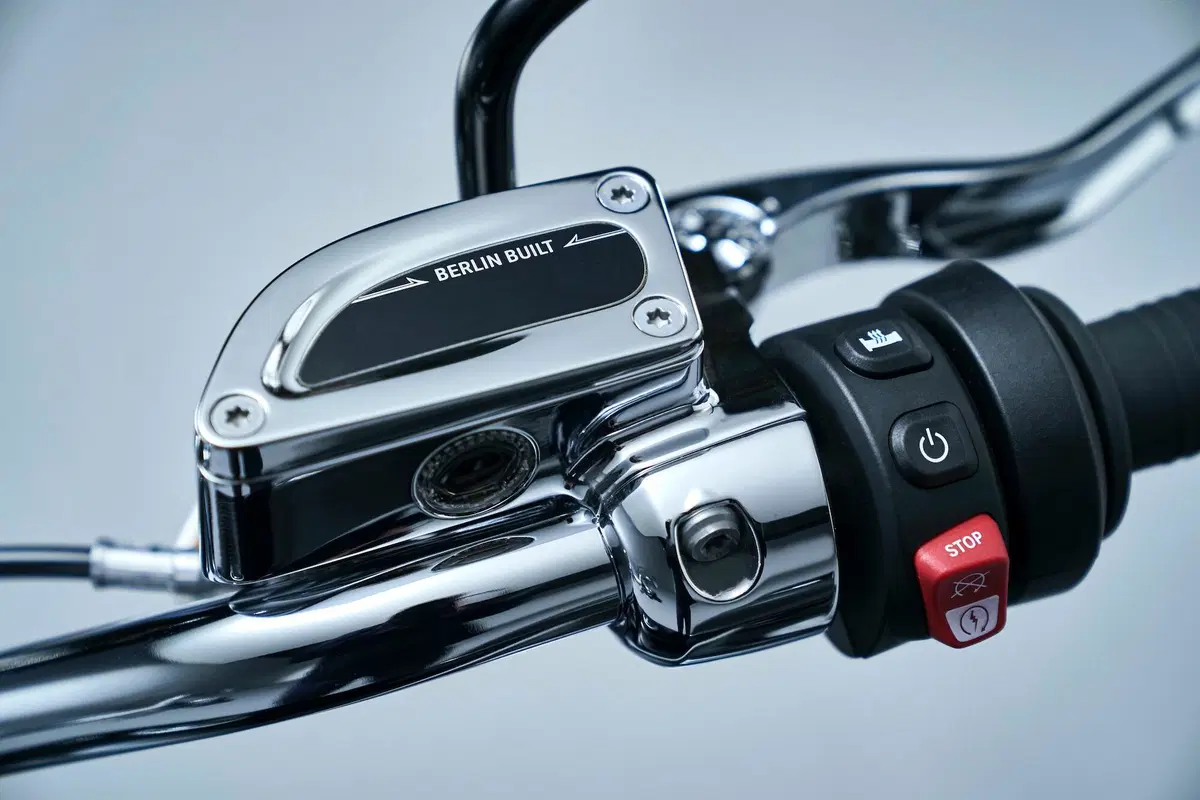 BMW R18: eccola qui. Foto, video, prezzo e disponibilità (6)