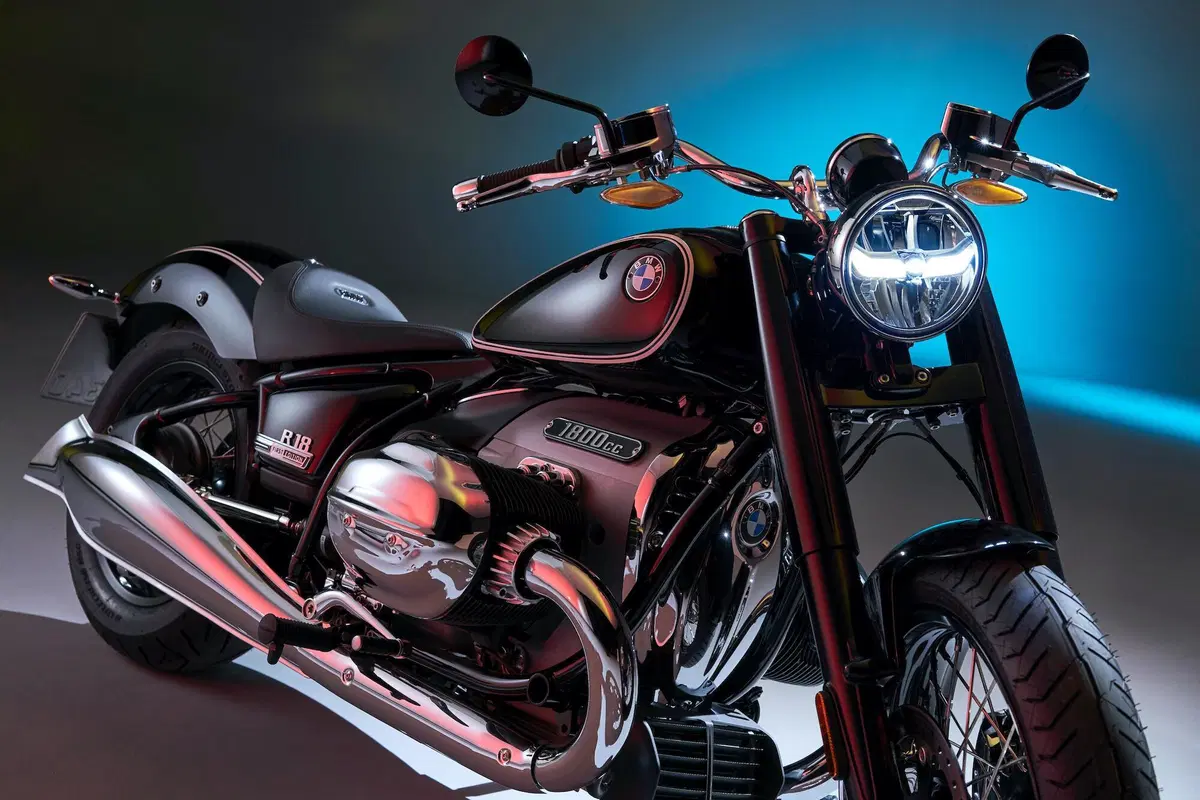 BMW R18: eccola qui. Foto, video, prezzo e disponibilità (23)