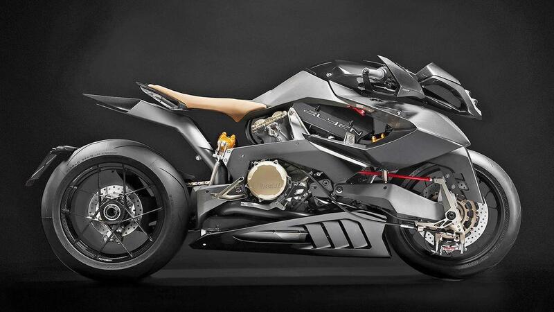 Vyrus Alyen: la visionaria con il cuore Ducati