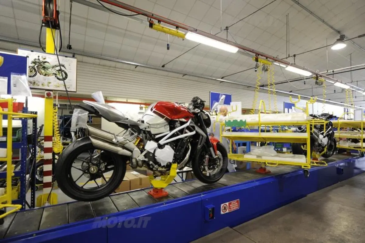 Giovanni Castiglioni: F3 in consegna, Brutale 675 a fine giugno. Ad Eicma una grande novità (2)