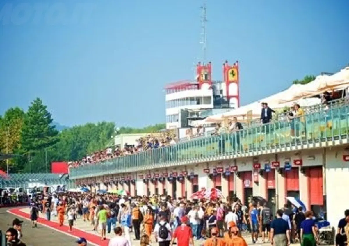 Andreani Group, Catene Regina e Pirelli in pista a Imola il 13 giugno 