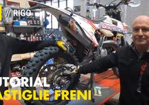 Tutorial moto: come sostituire le pastiglie dei freni