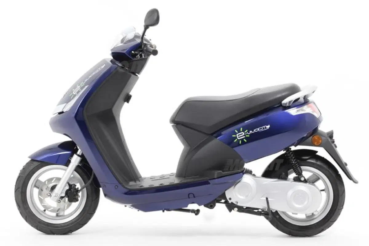 Peugeot e-Vivacity da giugno nelle concessionarie a 4.100 Euro (18)