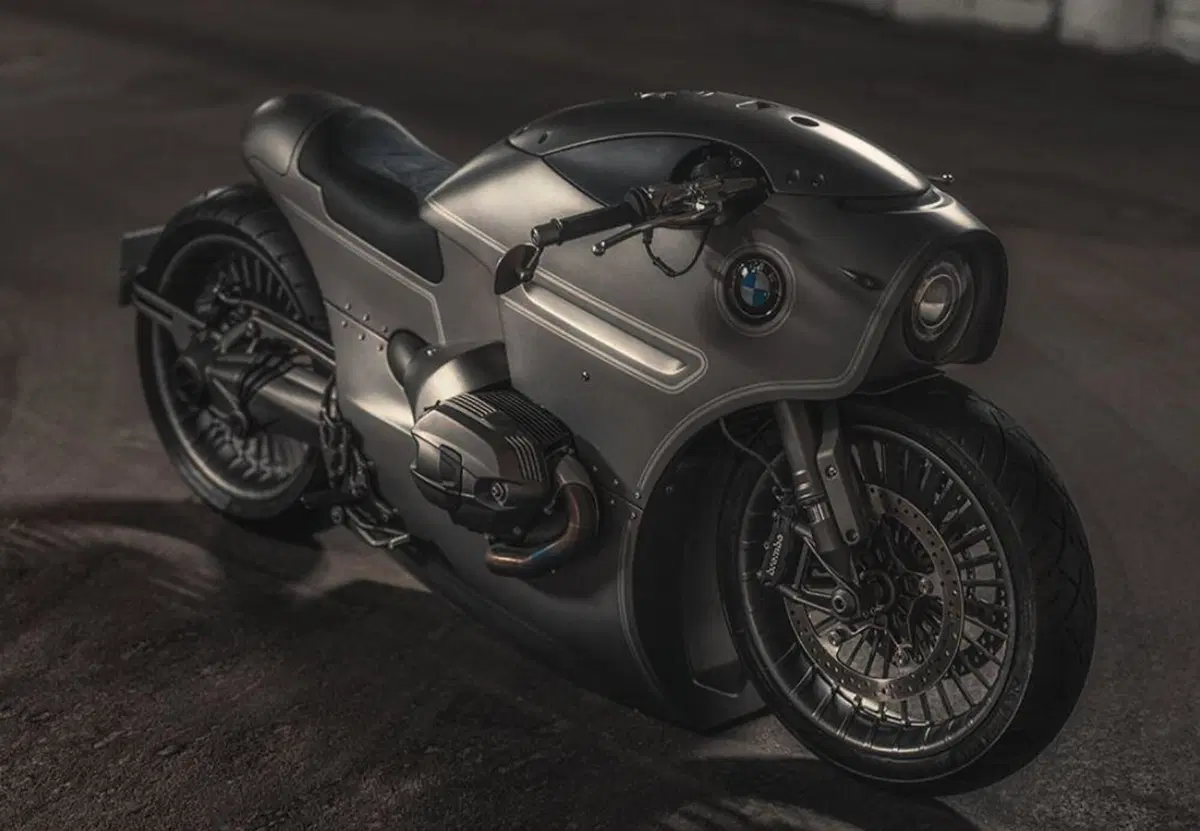 BMW R nineT Zillers Garage. Non vola, ma sta in piedi da sola