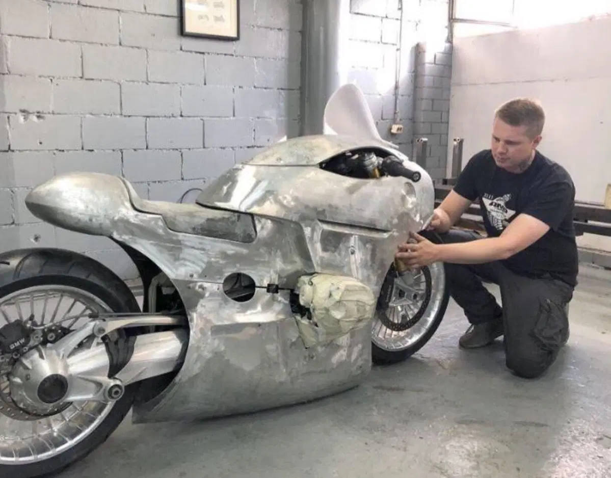 BMW R nineT Zillers Garage. Non vola, ma sta in piedi da sola (15)