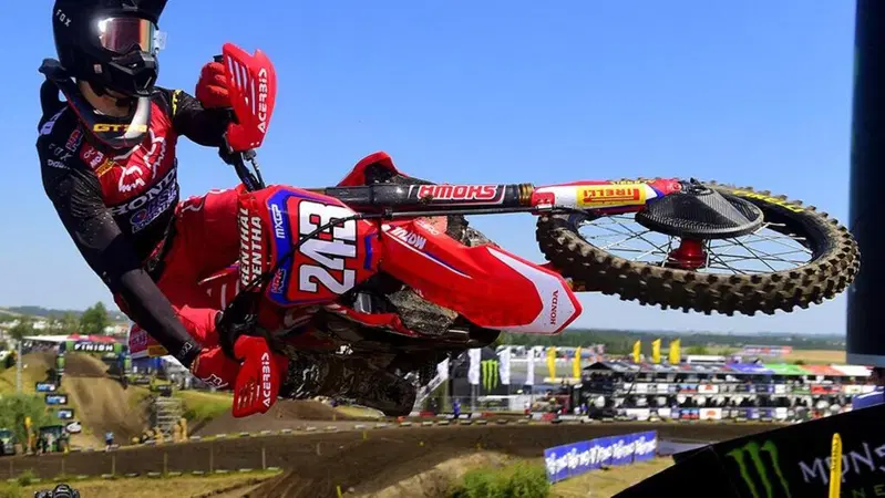 Motocross. Tim Gajser: "Mi tengo pronto per il riavvio del campionato"