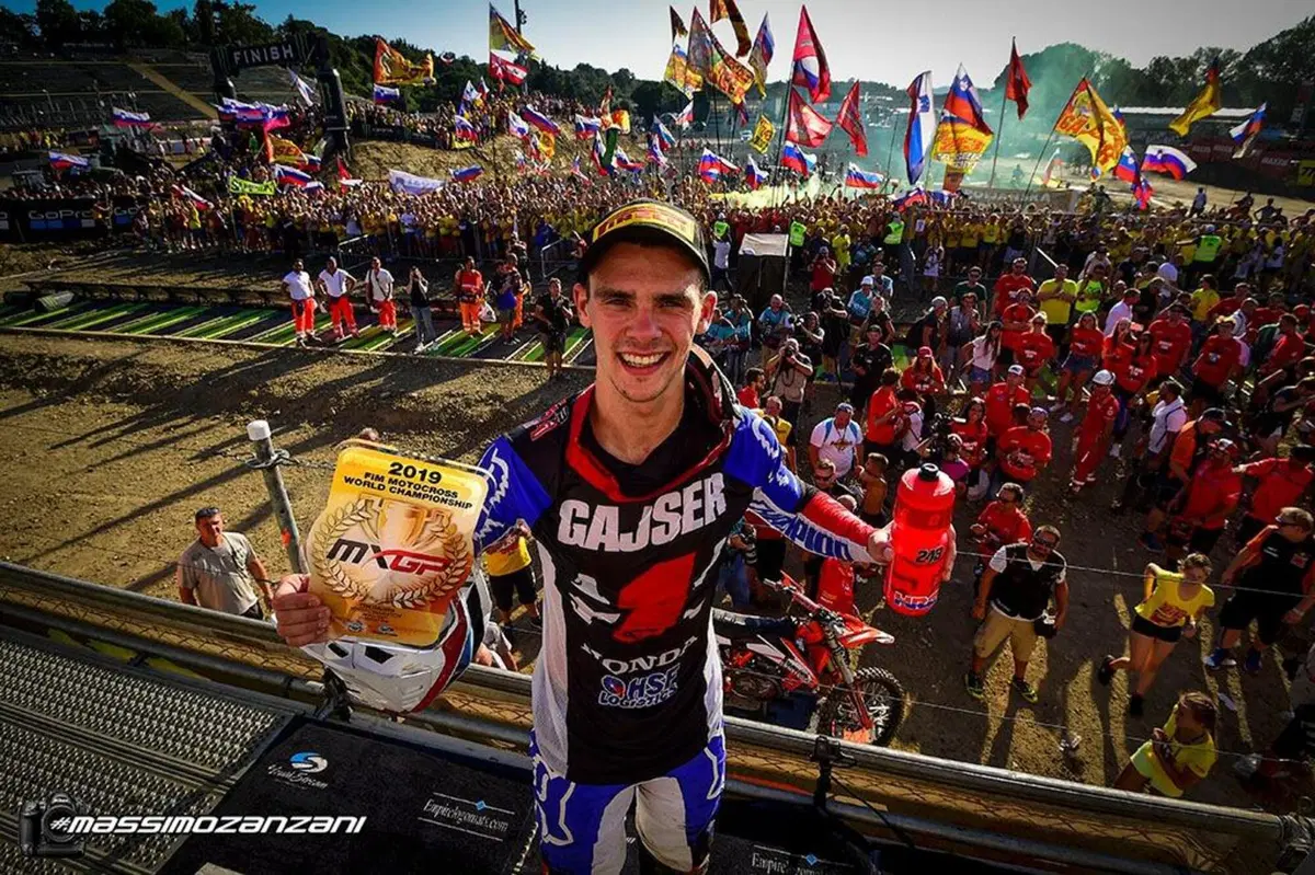 Motocross. Tim Gajser: 'Mi tengo pronto per il riavvio del campionato' (12)