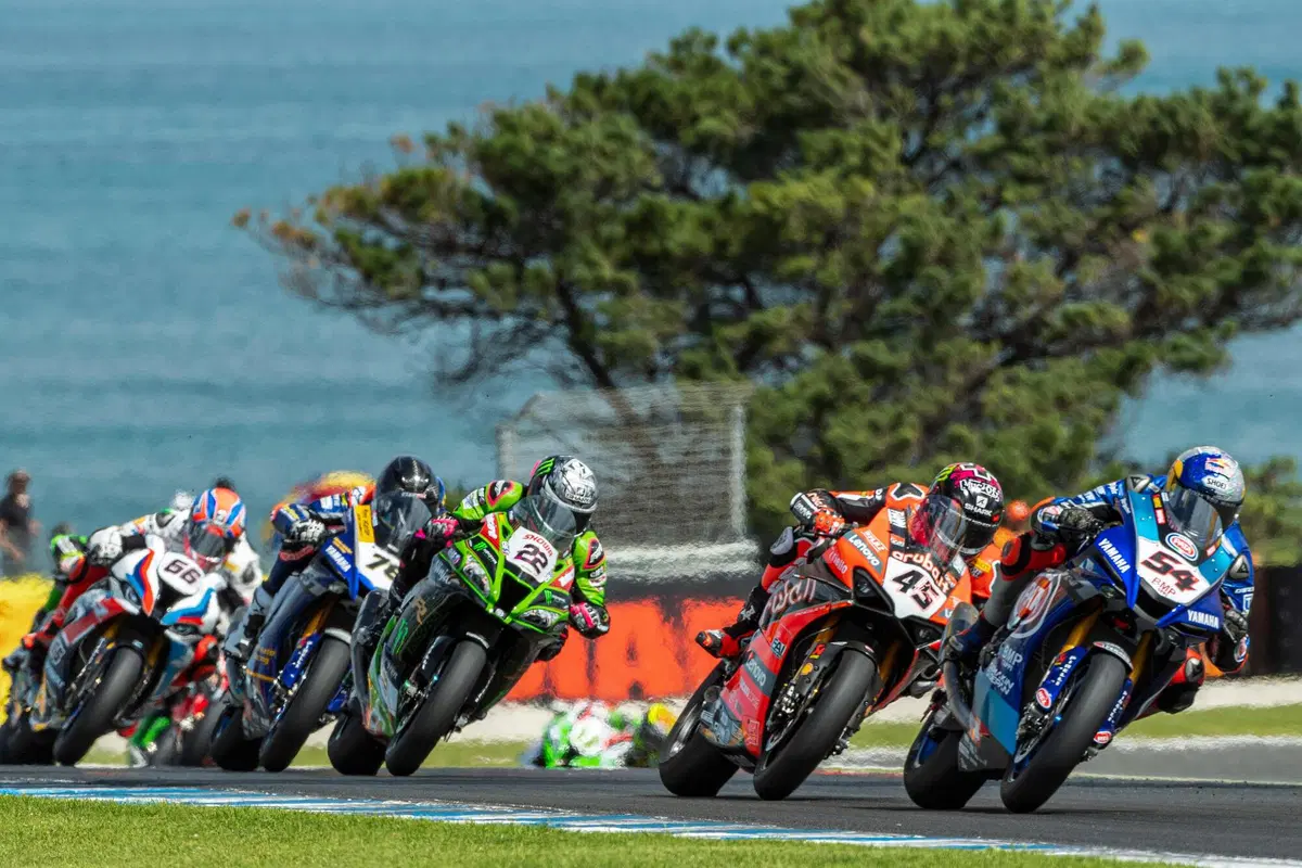 SBK Phillip Island, le foto della gara oltre la gara (47)