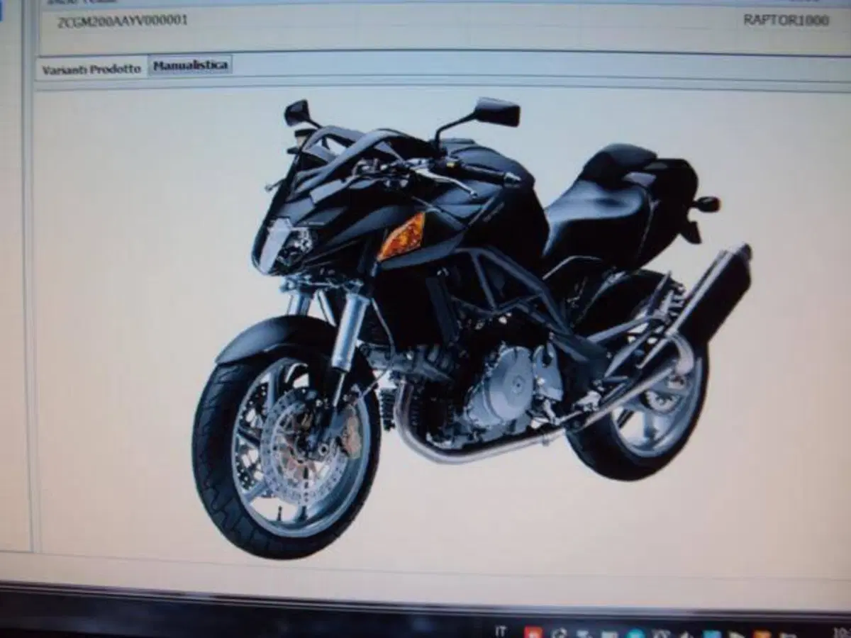 PEDANA POGGIAPIEDE CAGIVA MV Agusta (5)