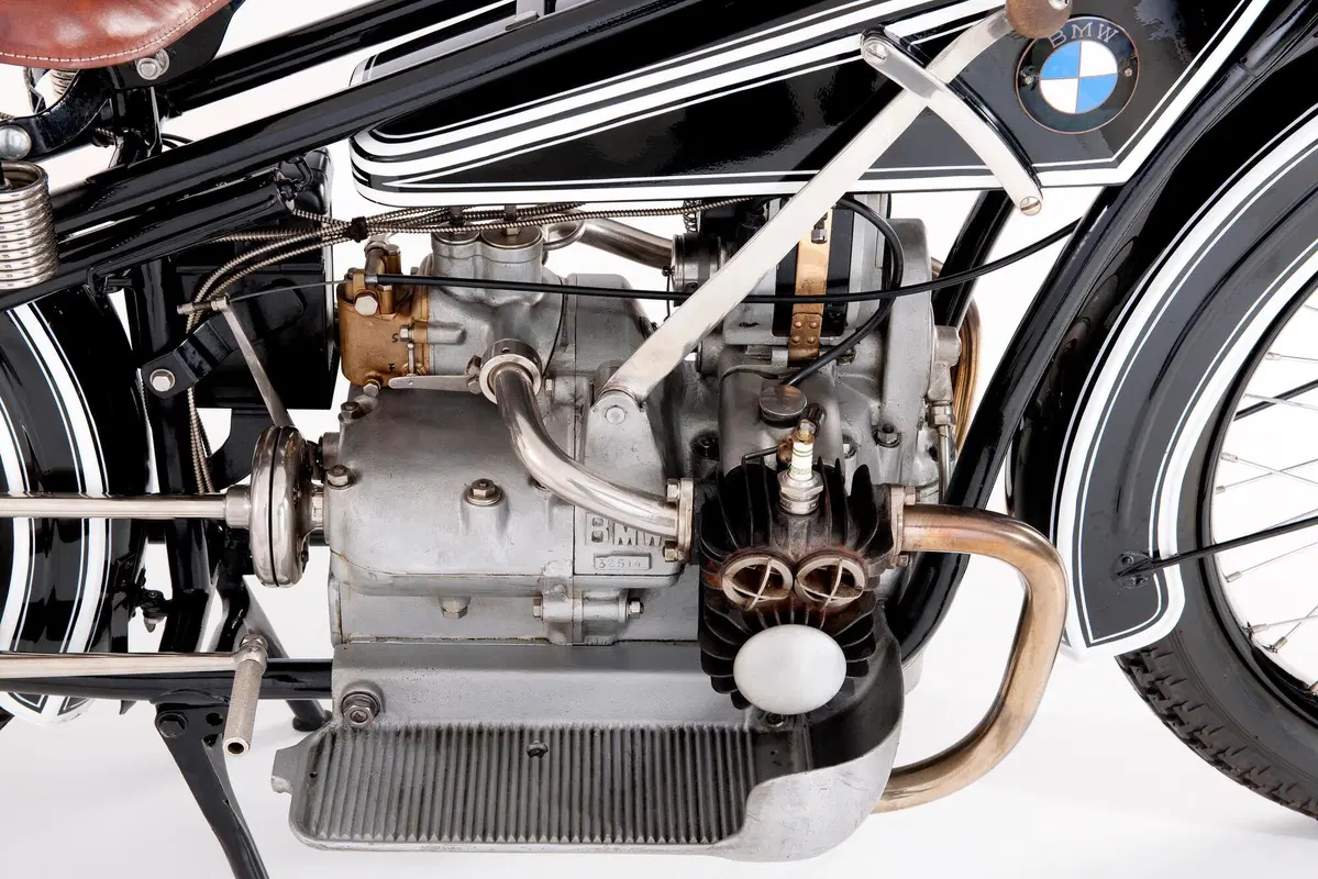 BMW: 100 anni nasceva fa il primo motore boxer. In anticipo sulla R32 (4)