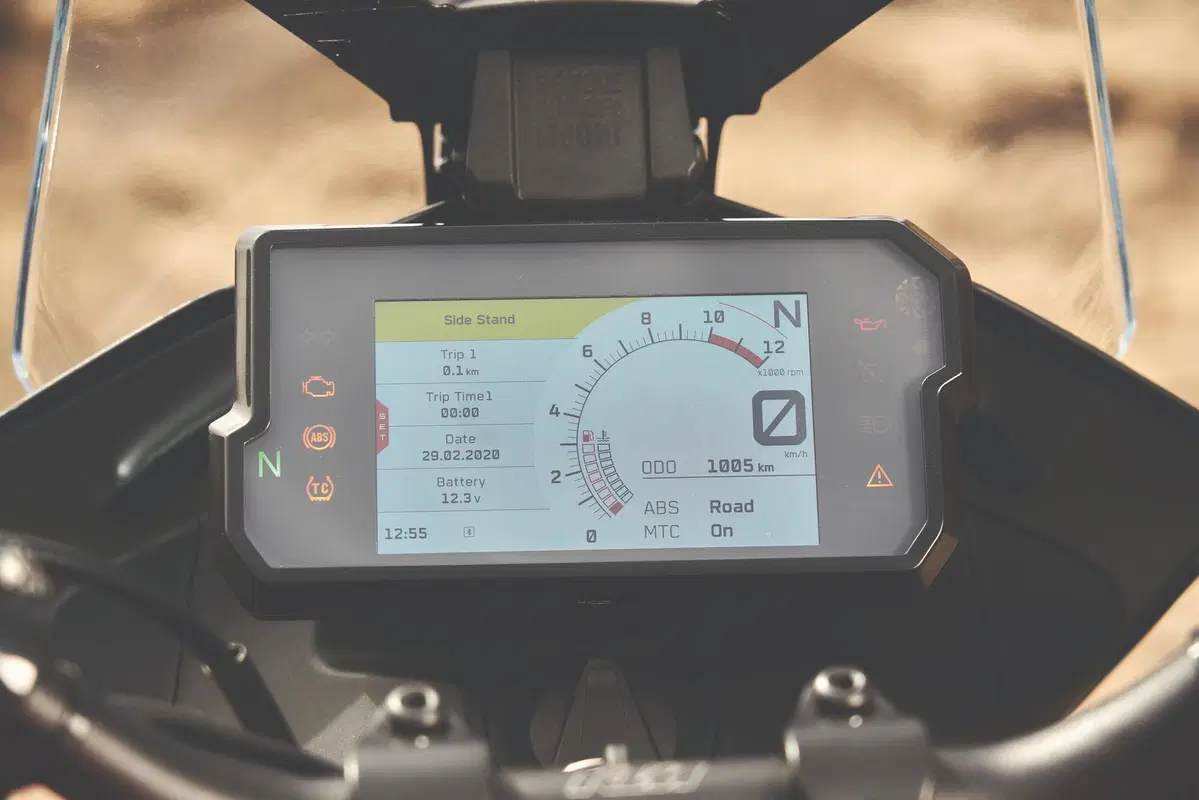 KTM 390 Adventure TEST: in sella con Francois, scopriamo pro & contro! (2)