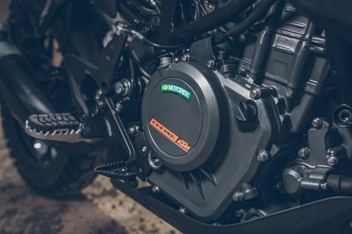 KTM 390 Adventure TEST: in sella con Francois, scopriamo pro & contro! (10)